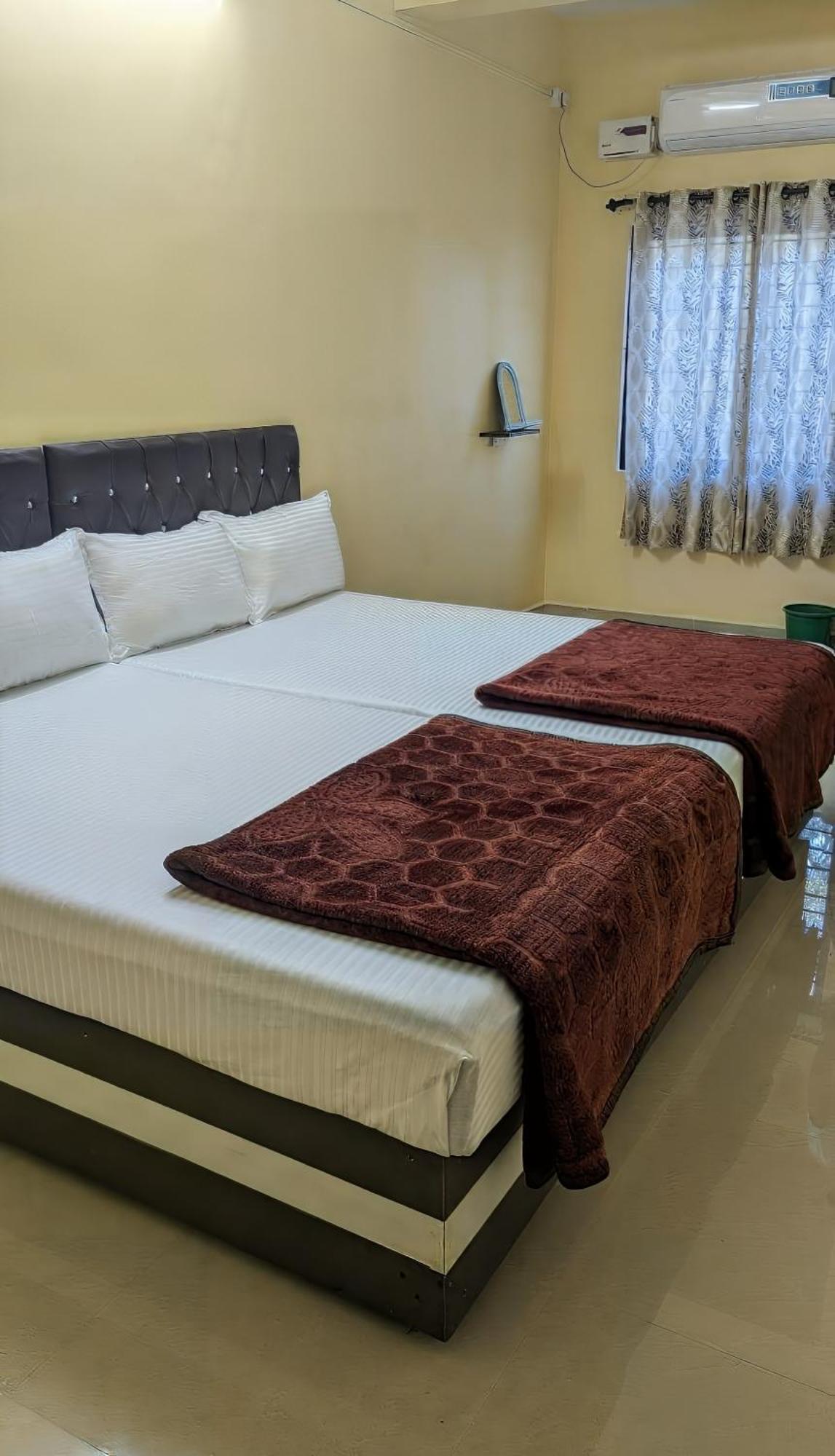 Kamath Inn Mavalli ภายนอก รูปภาพ